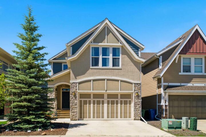 Property Photo: 11 Marquis Crescent SE AB T3M 1X9