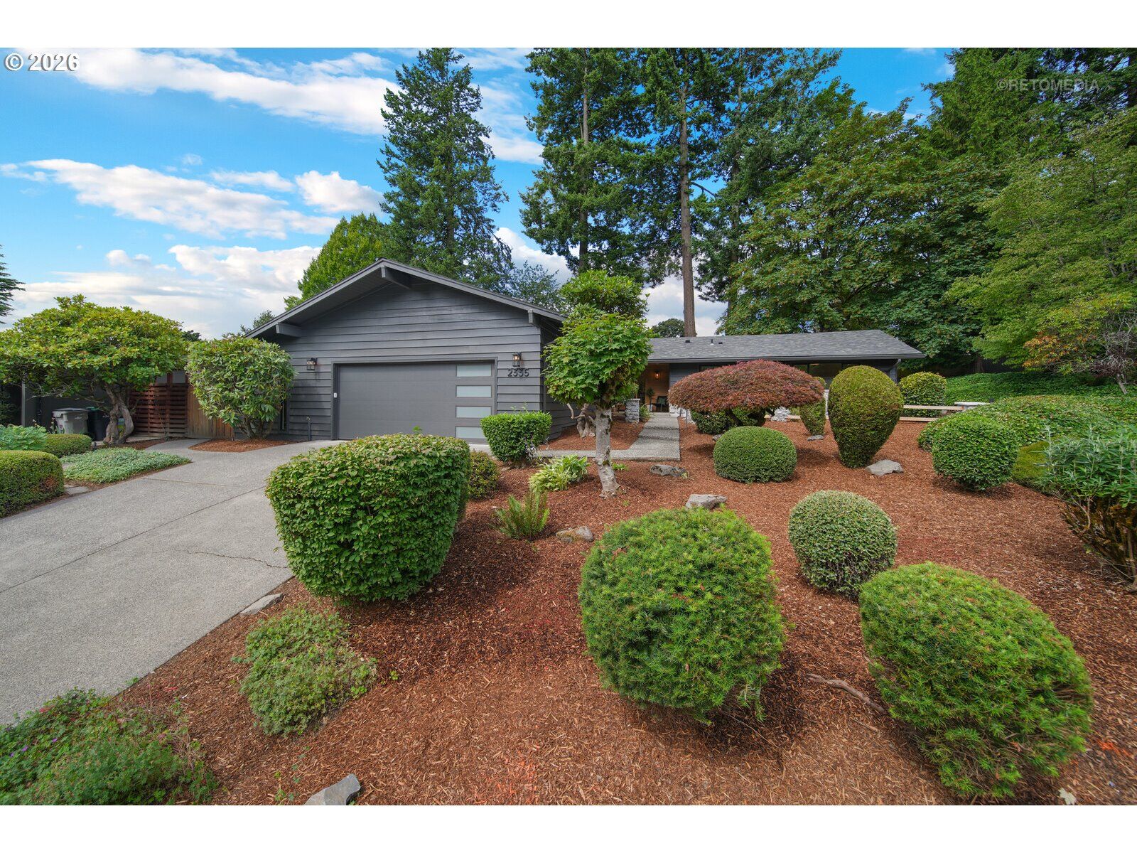 Property Photo:  2335 SW Imperial Ct  OR 97225 