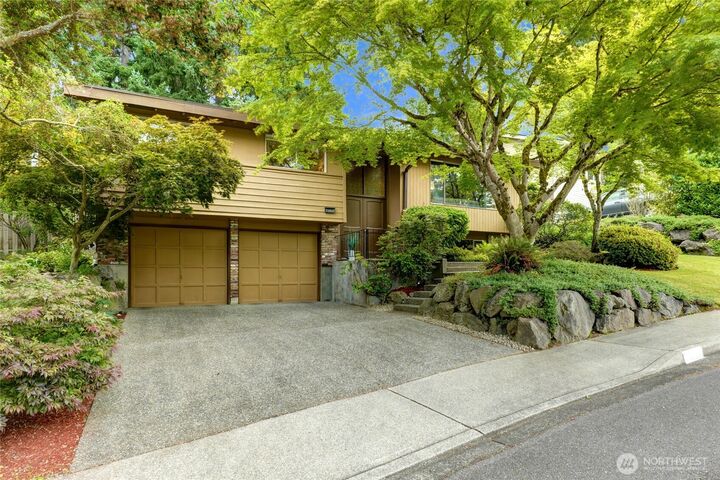 Property Photo: 14860 NE 13th Street WA 98007