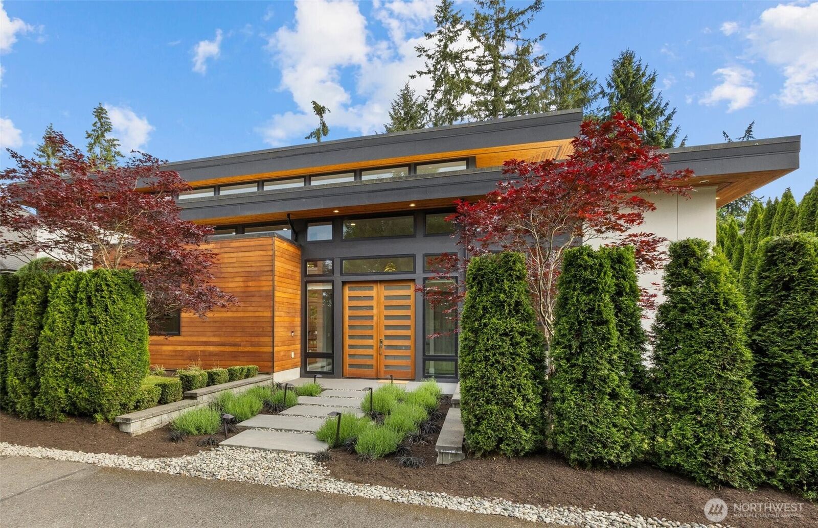 Property Photo: 16323 NE 44th Court WA 98052