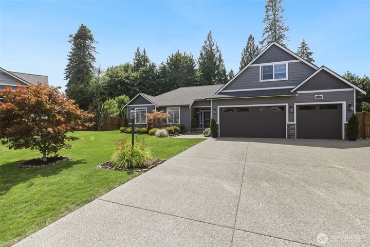 Property Photo:  2907  Hawk Lane SE  WA 98501 