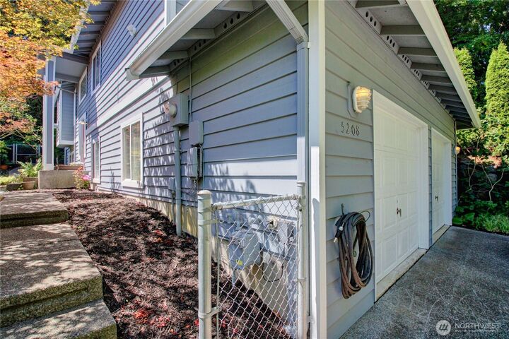 Property Photo: 5208 213th Place SW WA 98043