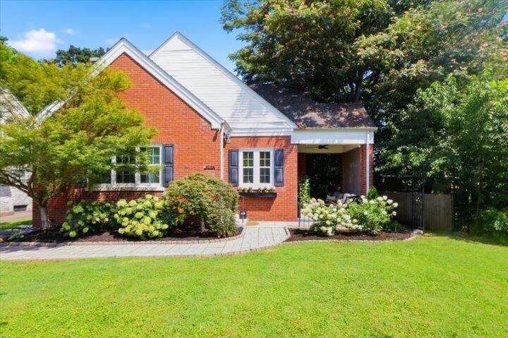 Property Photo:  1025 Covington Street  KY 42103 