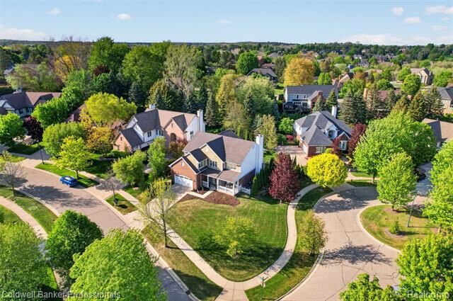 Property Photo:  1357 Kentfield Drive  MI 48307 