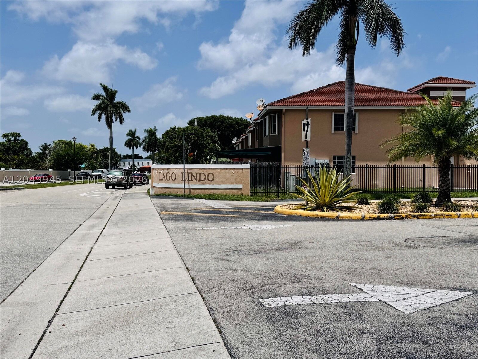 Property Photo:  13165 SW 64th Ter 1006  FL 33183 