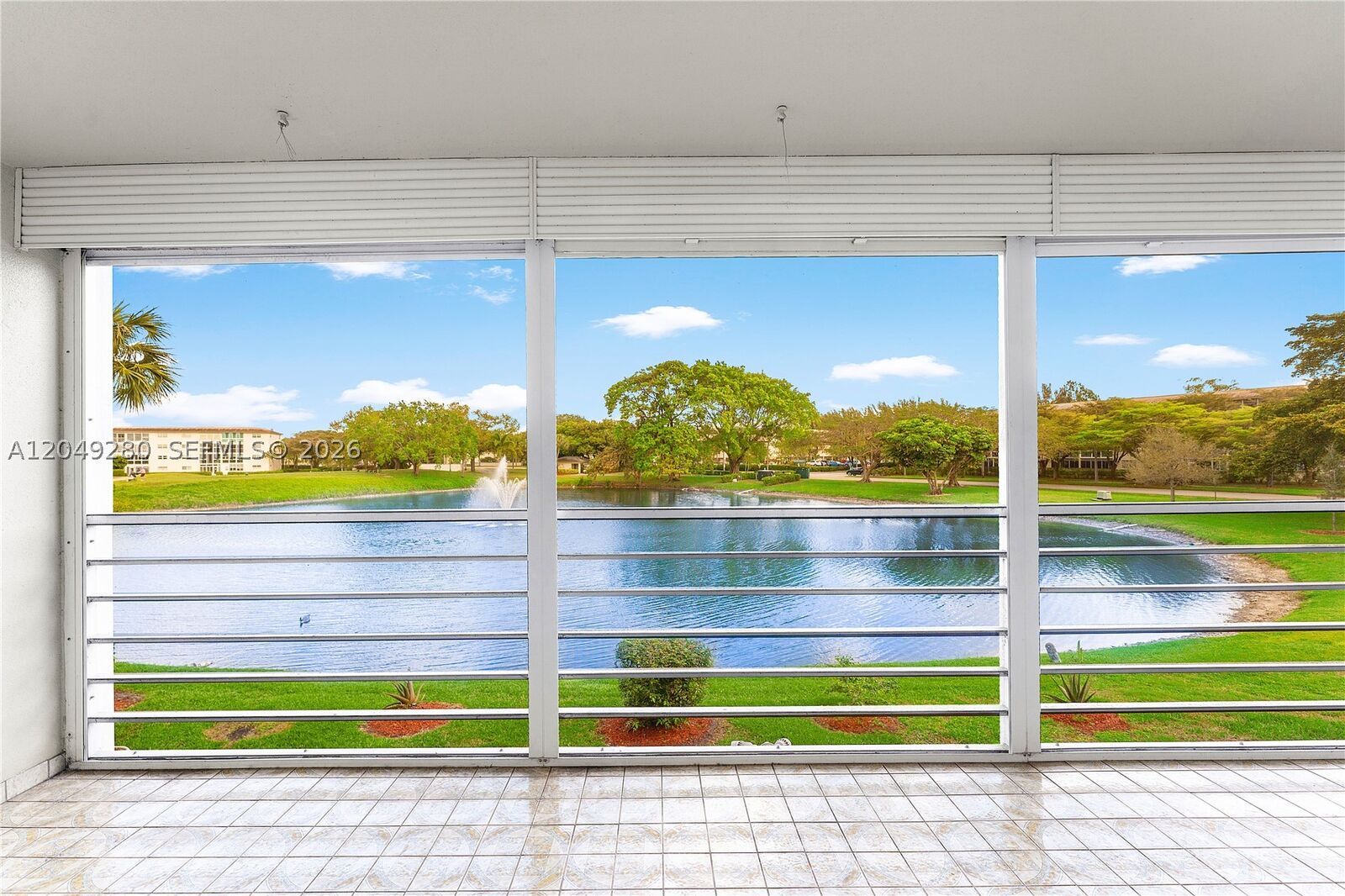 Property Photo:  4301 Martinique Cir H2  FL 33066 