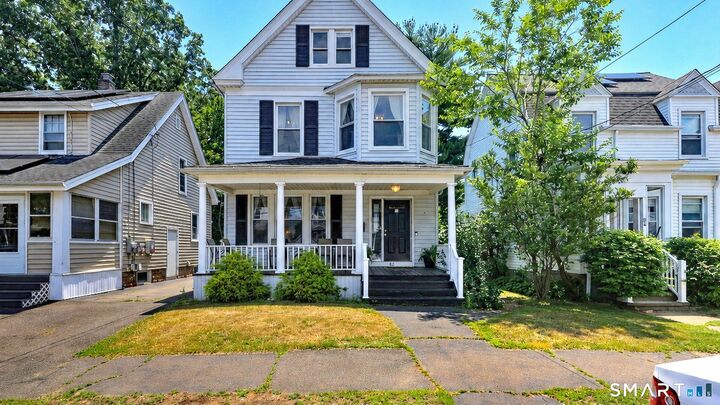 Property Photo:  82 Leete Street  CT 06516 