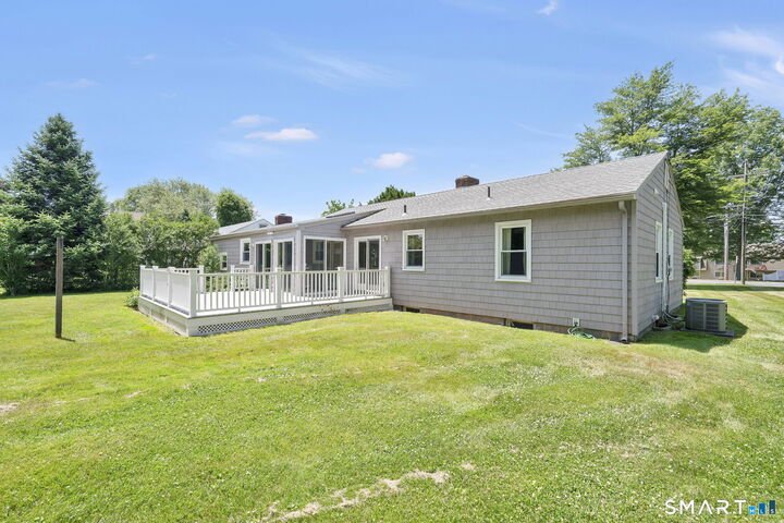 Property Photo:  1467 Enfield Street  CT 06082 