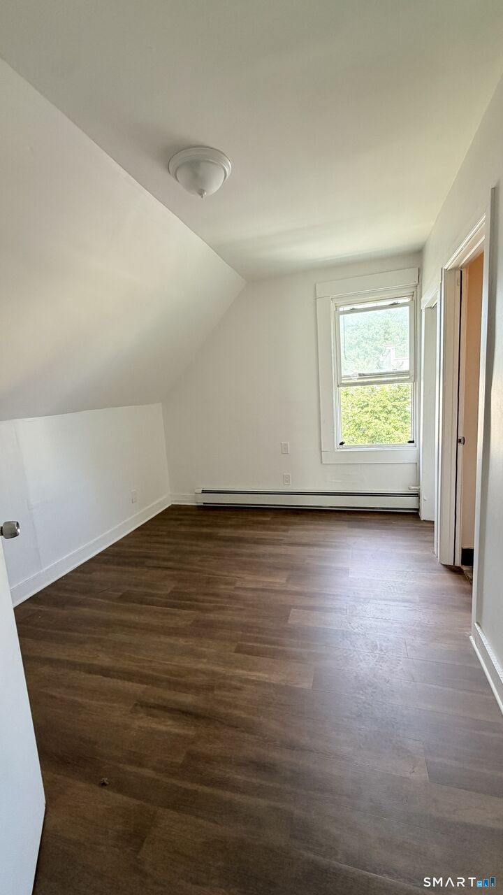 Property Photo: 466 Hollister Avenue 3 CT 06607