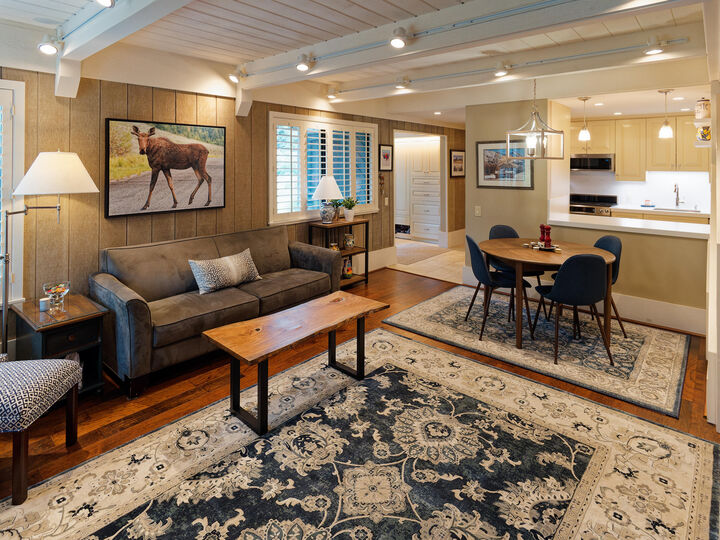 Property Photo:  1238 Villager Condo Dr 1238  ID 83353 
