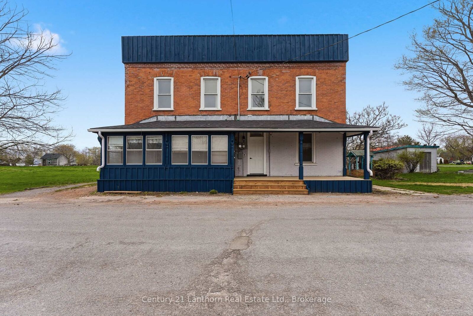 Property Photo: 16 Store Street ON K0K 1T0