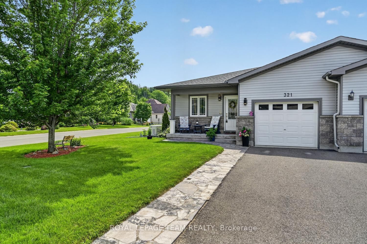 Property Photo:  321 Fischl Drive  ON K0E 1T0 