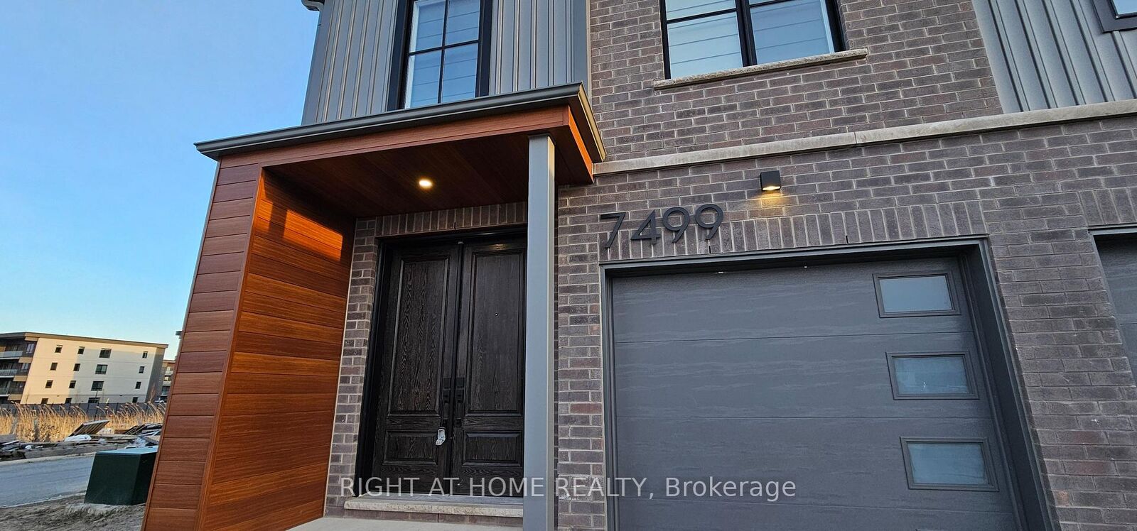 Property Photo: 7499 Marvel Drive Main ON L2H 3V8