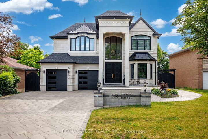 62 Sherwood Forest Drive — photo 1