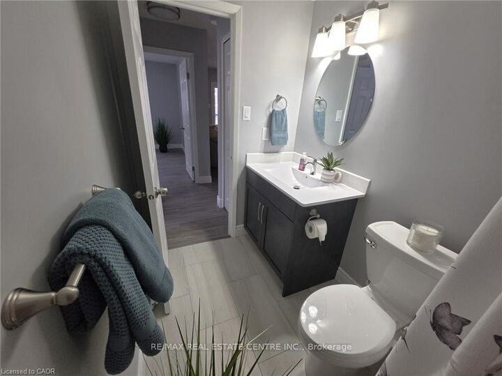 Property Photo: 565 Greenfield Avenue 106 ON N2C 2P3