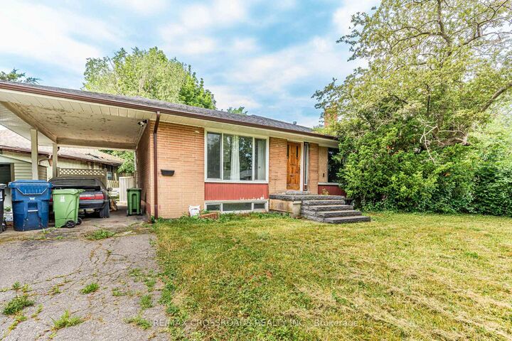 Property Photo:  59 Stansbury Crescent  ON M1K 4R7 