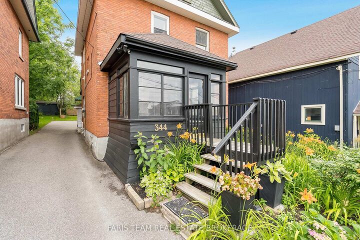 Photo de la propriété:  344 First Street  ON L4R 3P2 