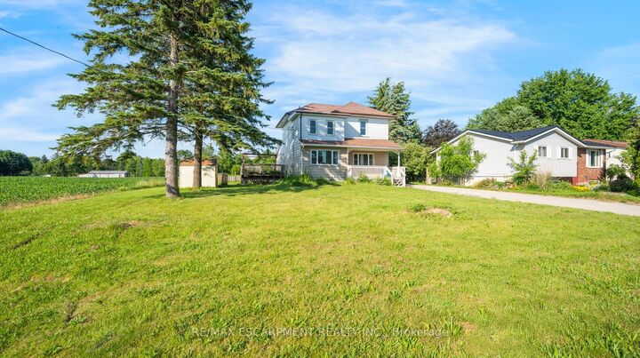 Property Photo:  350 Perth Street  ON N0G 2L1 
