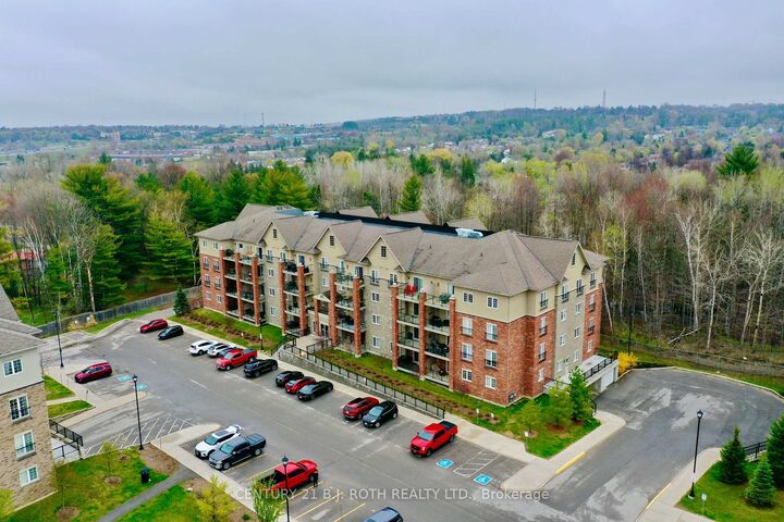 43 Ferndale Drive S 104 — photo 1