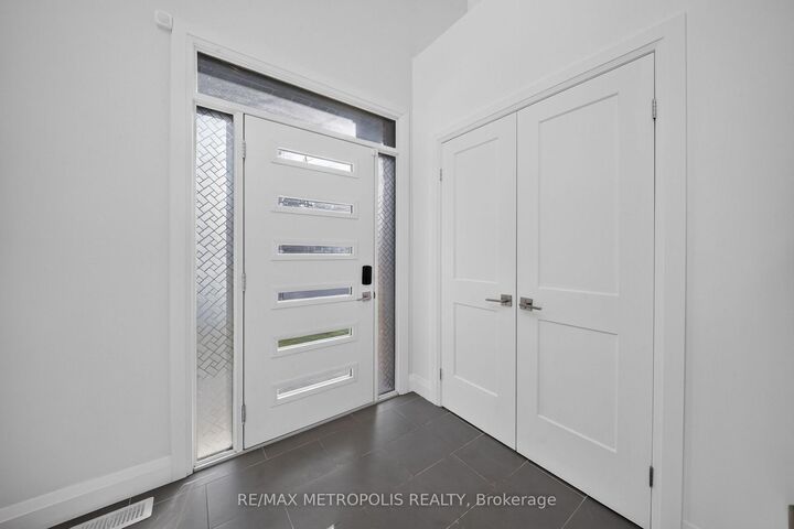 Property Photo: 55 Russ Street ON N3H 4B1