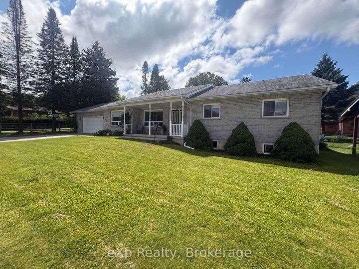 Property Photo: 23 12th Street SE ON N0G 1L0