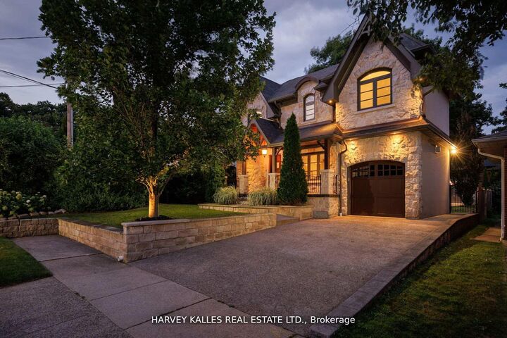 38 Westmount Park Road — photo 1