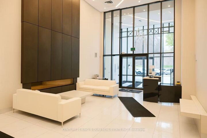 Property Photo: 15 Queen Street S 608 ON L8P 0C6