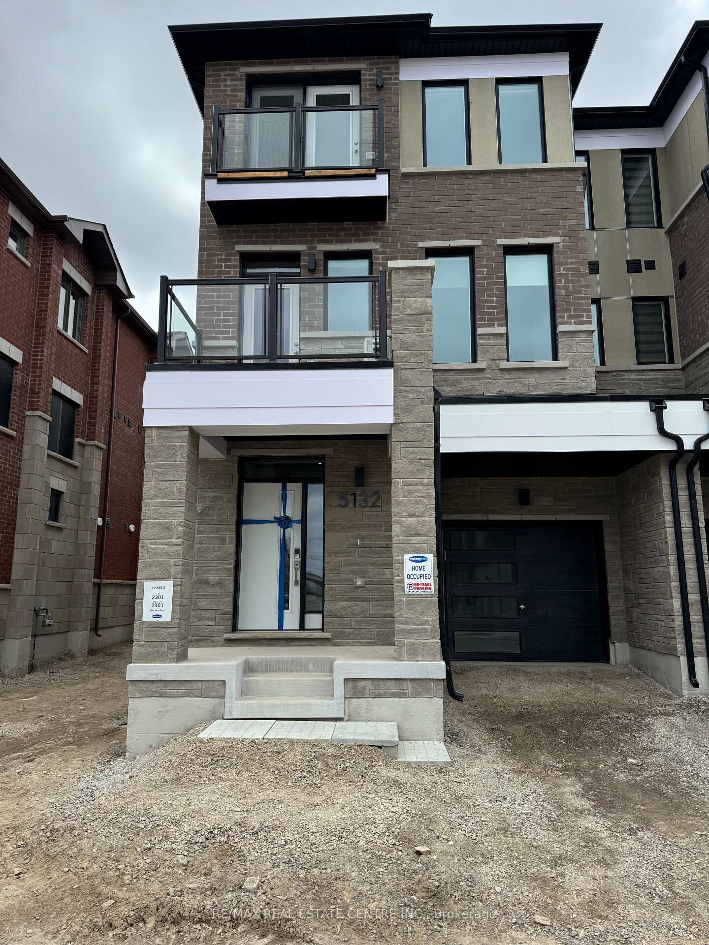 Property Photo: 5132 Vetere Street ON L5M 2S8