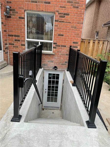 Property Photo: 76 Jack Rabbit Crescent ON L6R 2E4