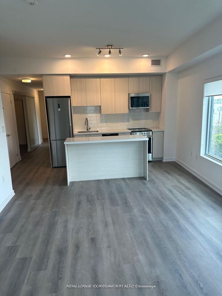 2433 Dufferin Street 313 — photo 1