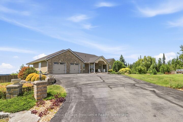 Property Photo: 1674 Morris Avenue ON K0L 1T0