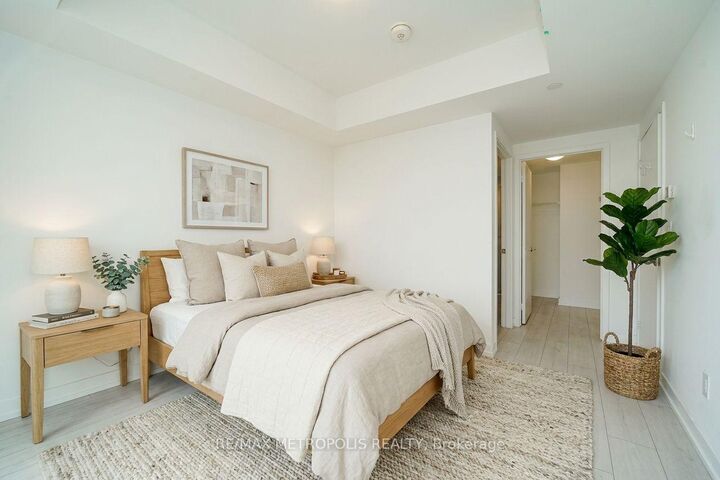 Property Photo: 2033 Kennedy Road 1209 ON M1T 0B9