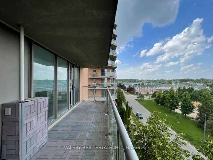 Property Photo:  1140 Parkwest Place 610  ON L5E 3K9 