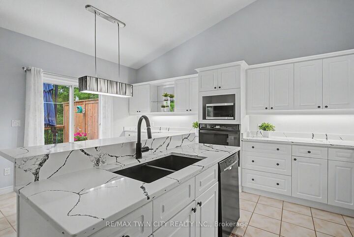 Property Photo: 24 Hardy Road 3 ON N3T 5K6