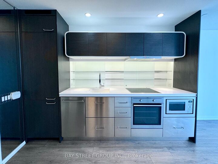 Property Photo: 45 Charles Street 2805 ON M4Y 1S2