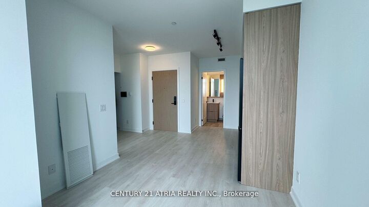 Property Photo:  5 Defries Street Lph01  ON M5A 0W7 