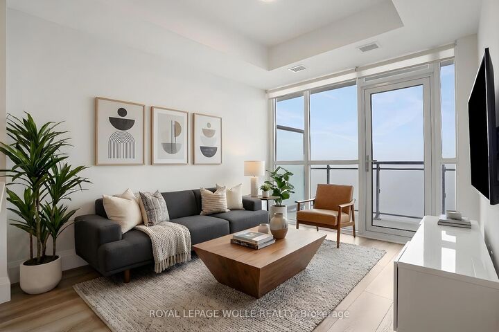 60 Charles Street W 1904 — photo 1