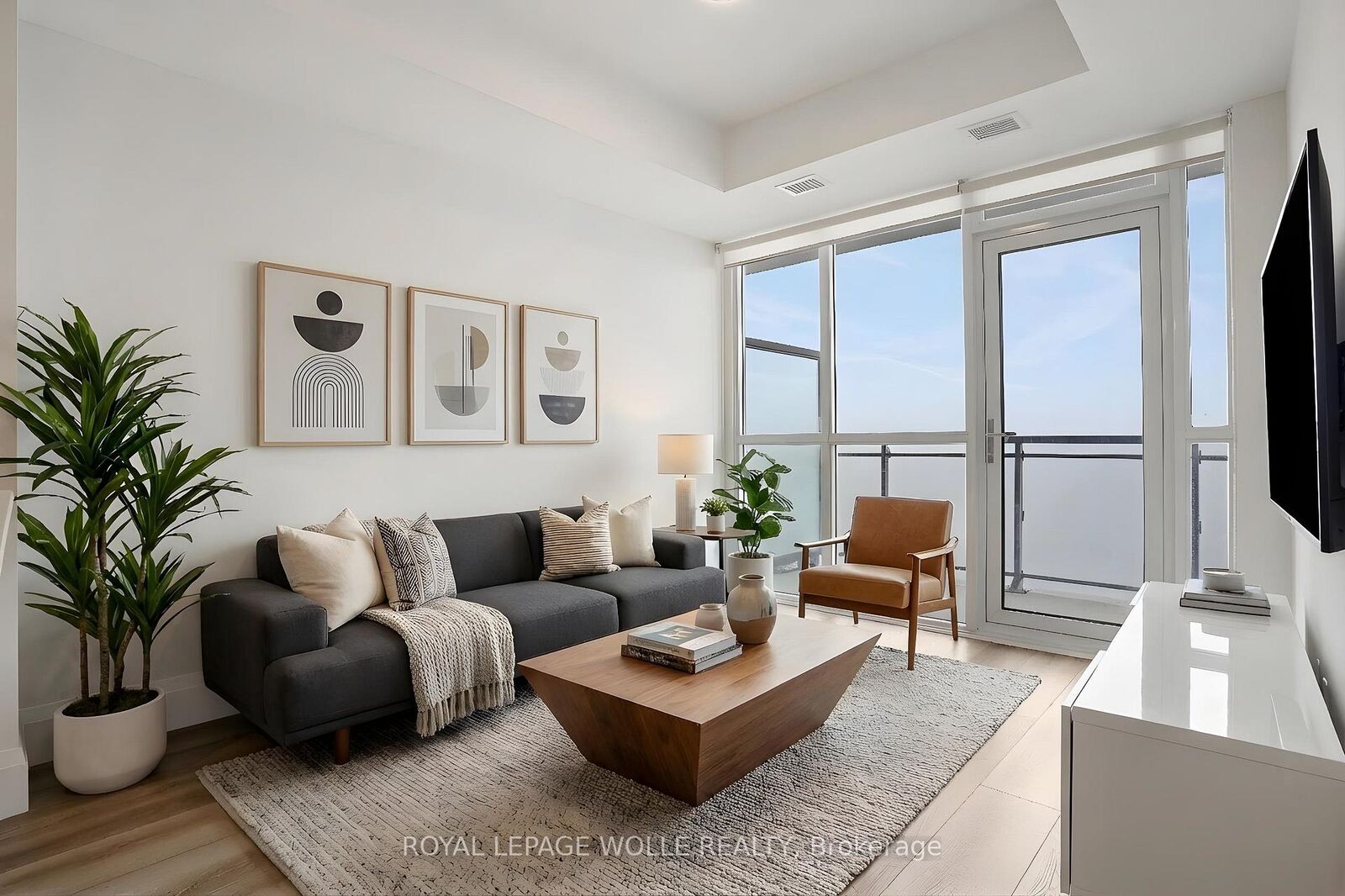 Property Photo: 60 Charles Street W 1904 ON N2G 0C9