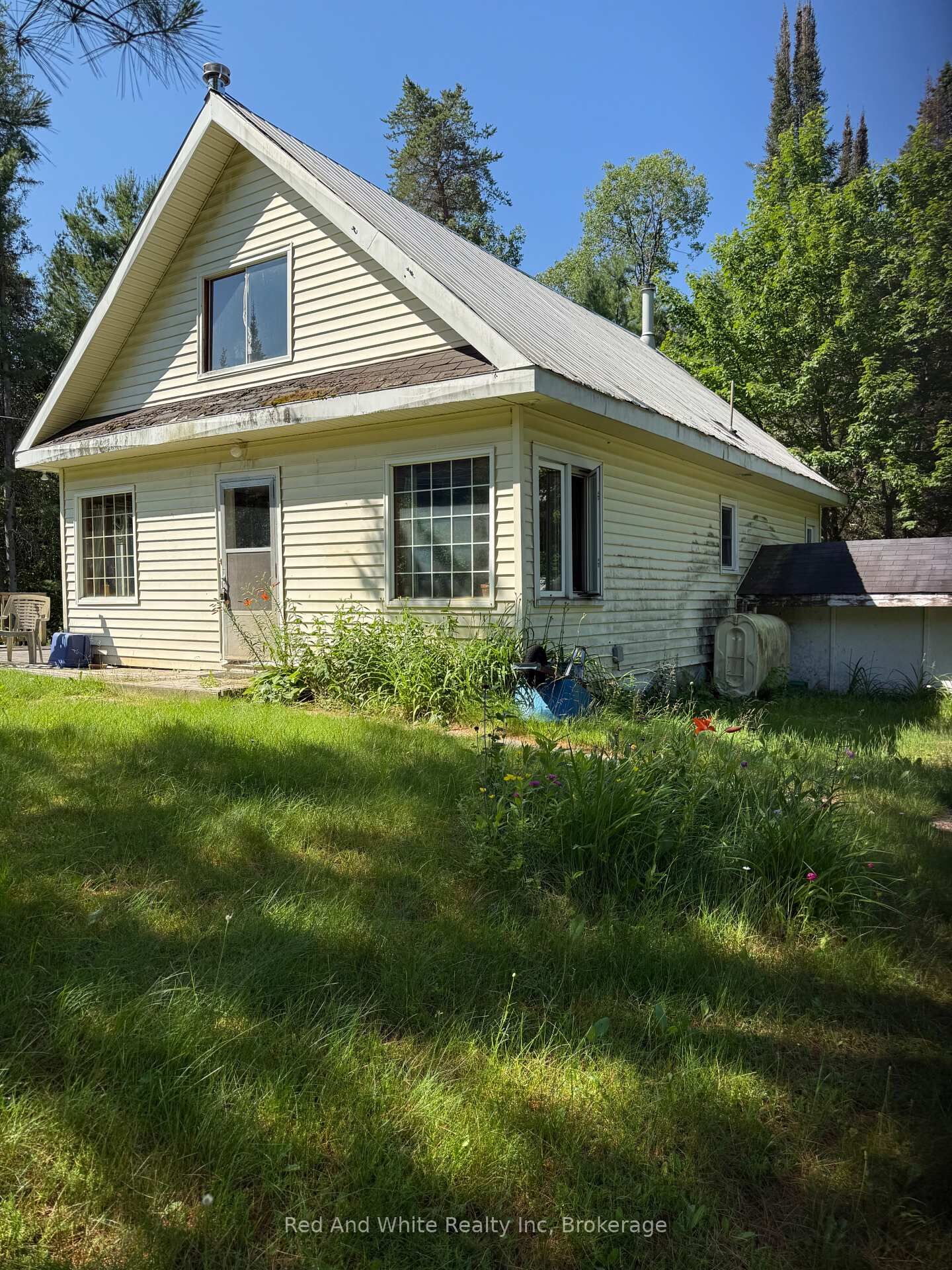 Property Photo:  944 Hwy 592 Highway N  ON P0A 1J0 