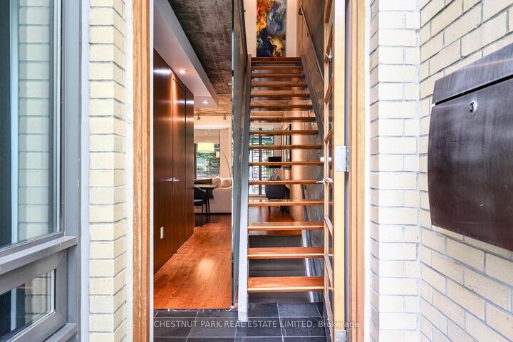 Property Photo: 271 Mutual Street ON M4Y 1X6