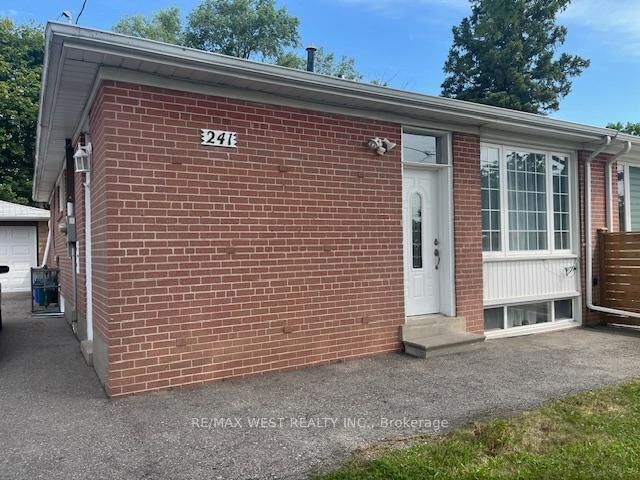 Property Photo: 241 Ashlar Road ON L4C 2W7