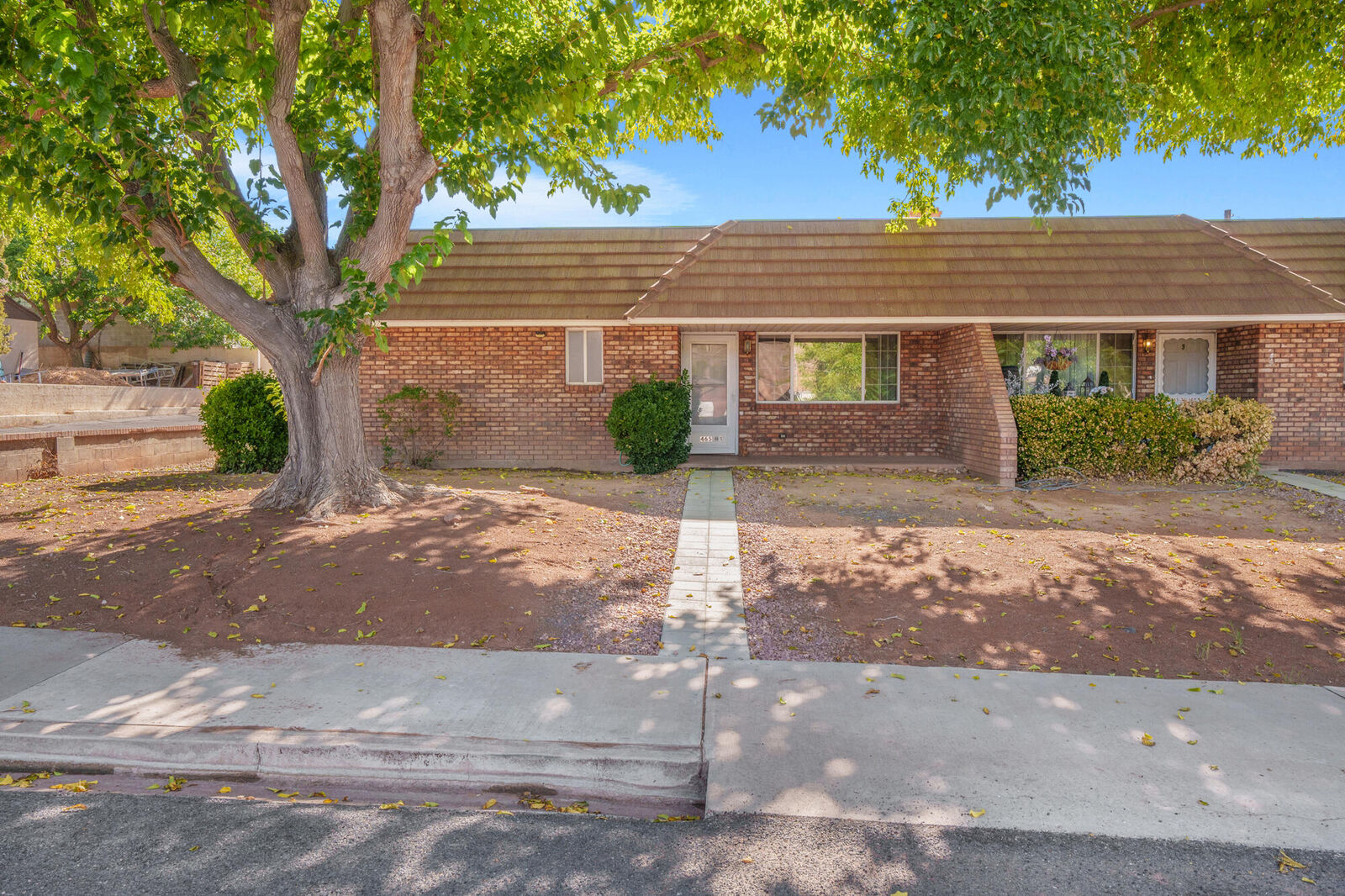 Property Photo:  465 S 100 E C-1  UT 84770 
