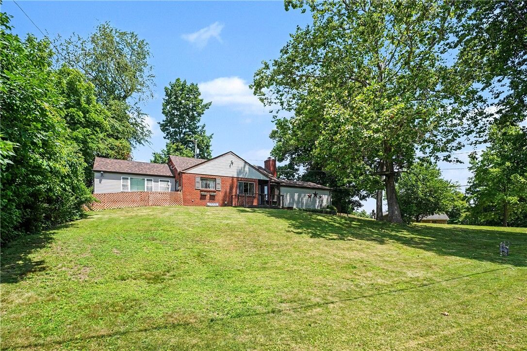 Property Photo: 3222 Roosevelt Ave PA 15001