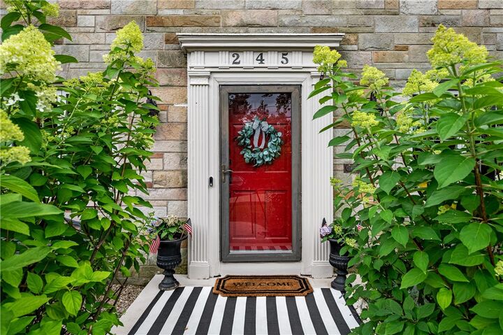 Property Photo:  245 Morrison Dr  PA 15216 