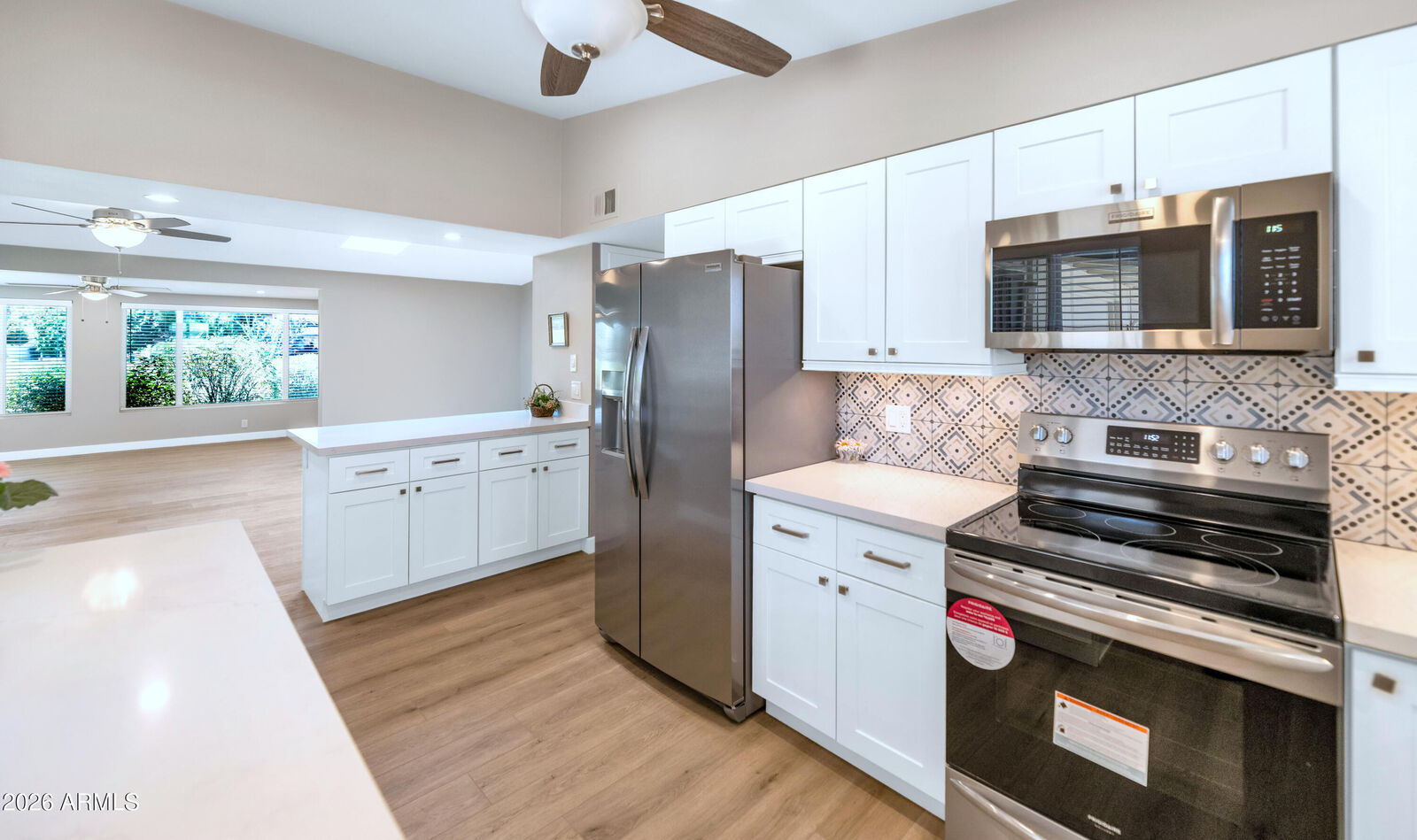 Property Photo: 10433 W Oakmont Drive AZ 85351