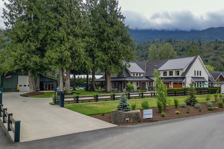 Property Photo: 9586 McMillan Road BC V0X 1X2