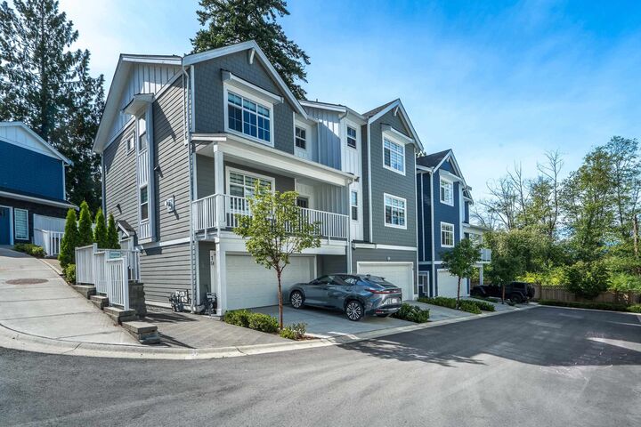 9762 182A Street 19 — photo 1