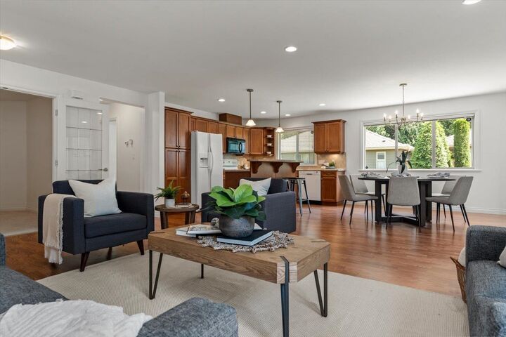 Property Photo:  46000 Thomas Road 194  BC V2R 5W6 