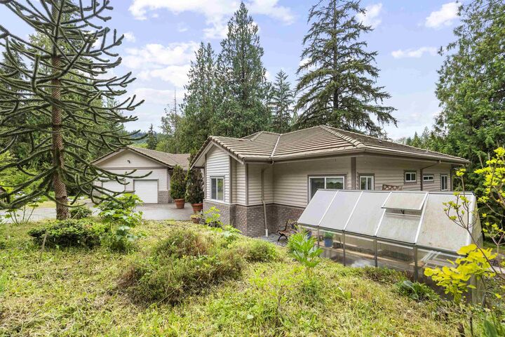 Property Photo: 26350 Trethewey Crescent BC V2W 1A5