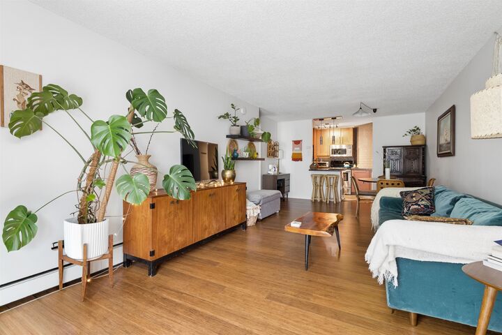 Property Photo: 750 E 7th Avenue 319 BC V5T 4H5